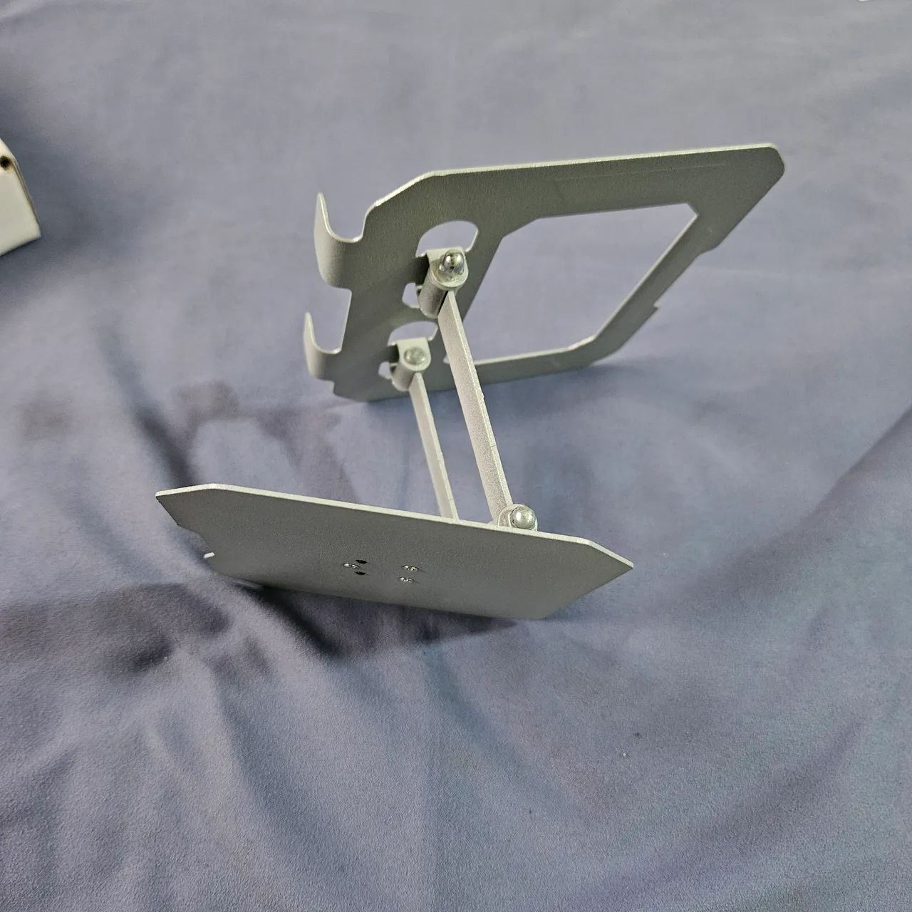 Suporte de metal notebook/tablet - Foto 4