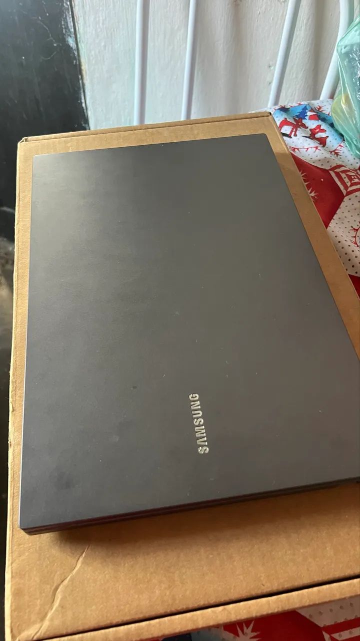 Notebook Samsung i5 Seminovo 