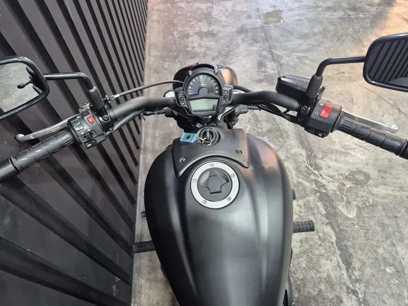 Kawasaki Vulcan 650 - Foto 5