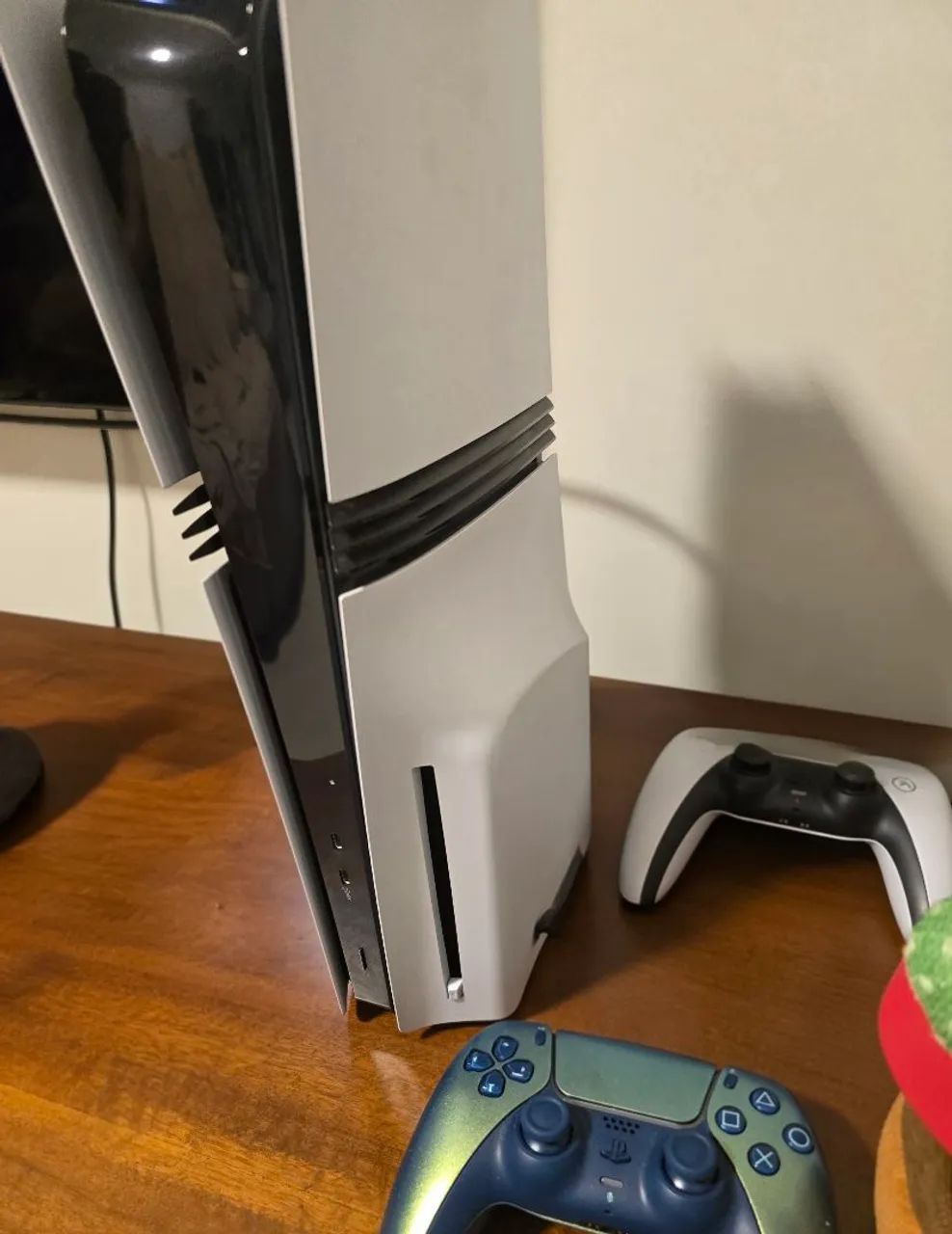 PLAYSTATION 5 PRO COM LEITOR DE DISCOS