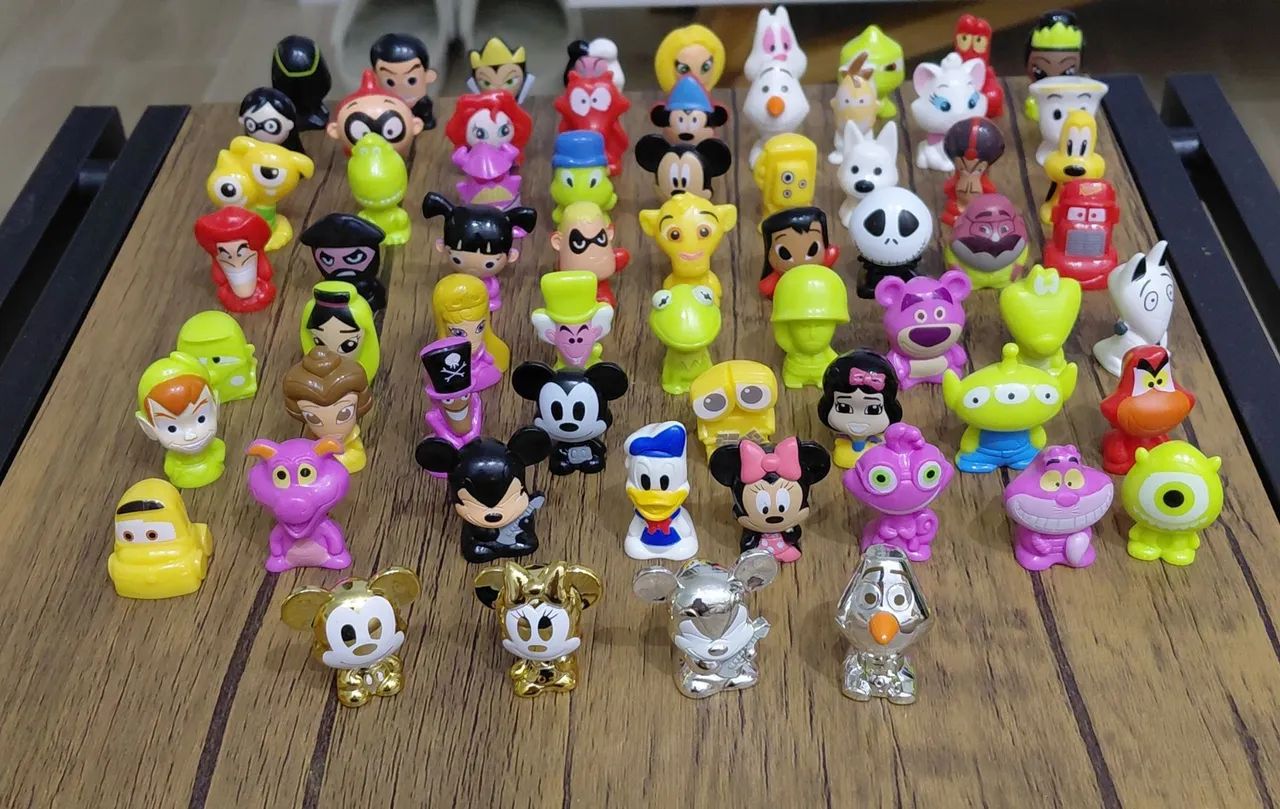  Gogos Disney 65 peças variados . - Foto 5