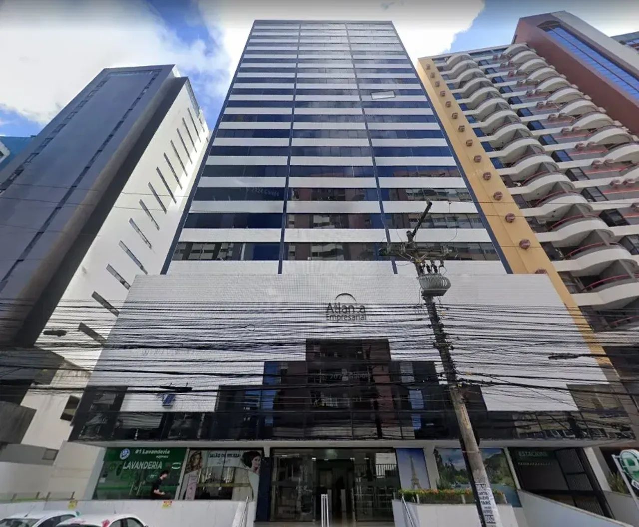 Sala Comercial, com divisórias interna, 29m2, Ed. Atlanta Empresarial, Pituba