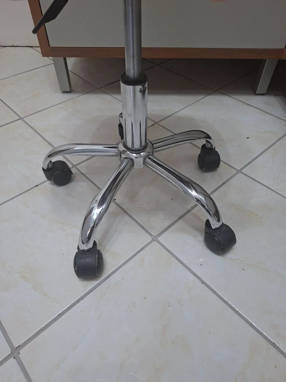 Cadeira de escritório  - Foto 4