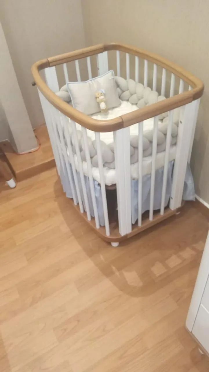 Berço tradicional..mini berço e cama ...acompanha colchão de ambos marca joiy..conservado - Foto 2