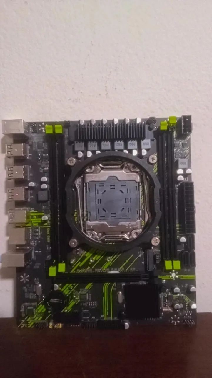Placa-Mãe X99 LGA 2011-3 DDR4 - Xeon E5 V3/V4 - 4 Slots RAM - Foto 3