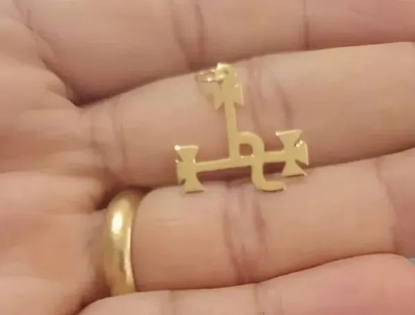 Sigilo de Lilit em ouro 18k - colar - pingente - Foto 3