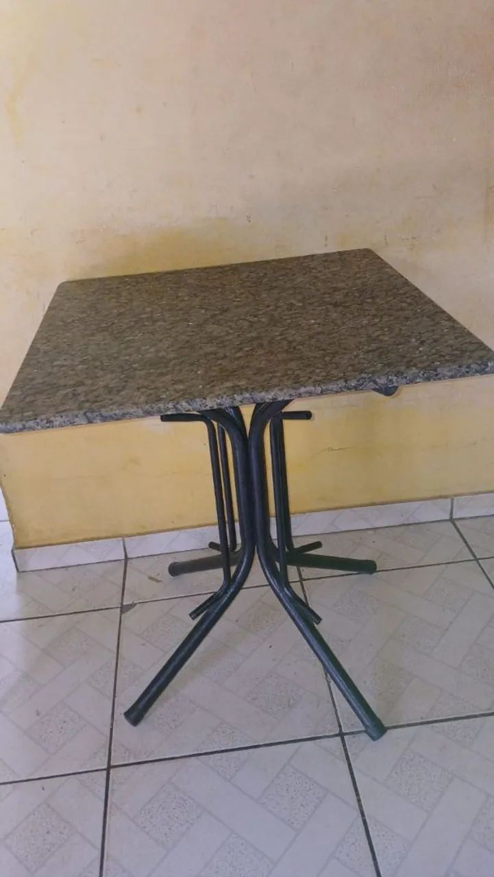 Vendo essa mesa 