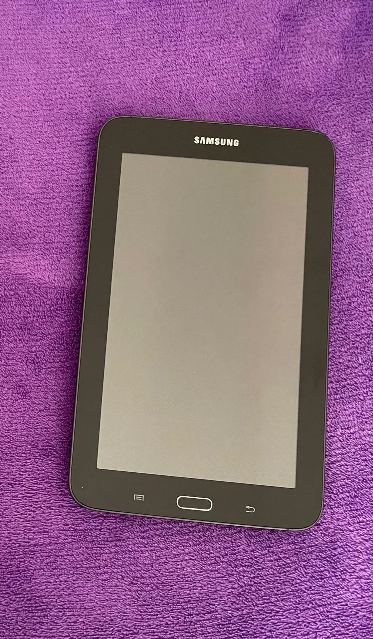 Tablet Samsung Galaxy Tab 3 Lite (SM-T110) antigo