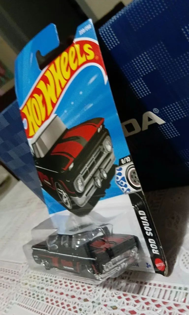 Hot Wheels Custom "62 Chevy Pickup Camionnette  - Foto 2