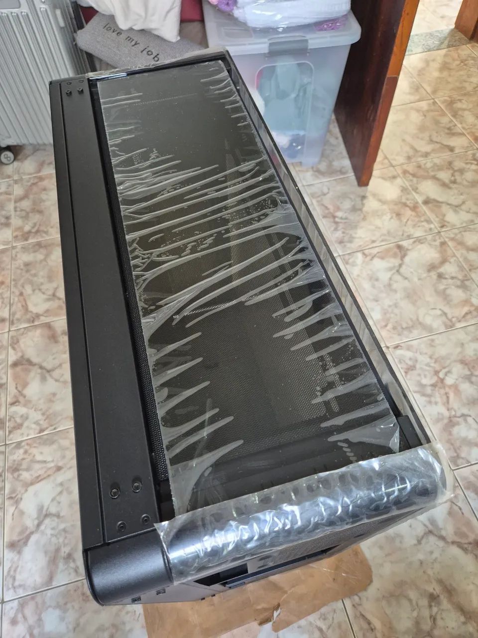 Gabinete Core P8 Tempered Glass Full Tower. - Foto 2