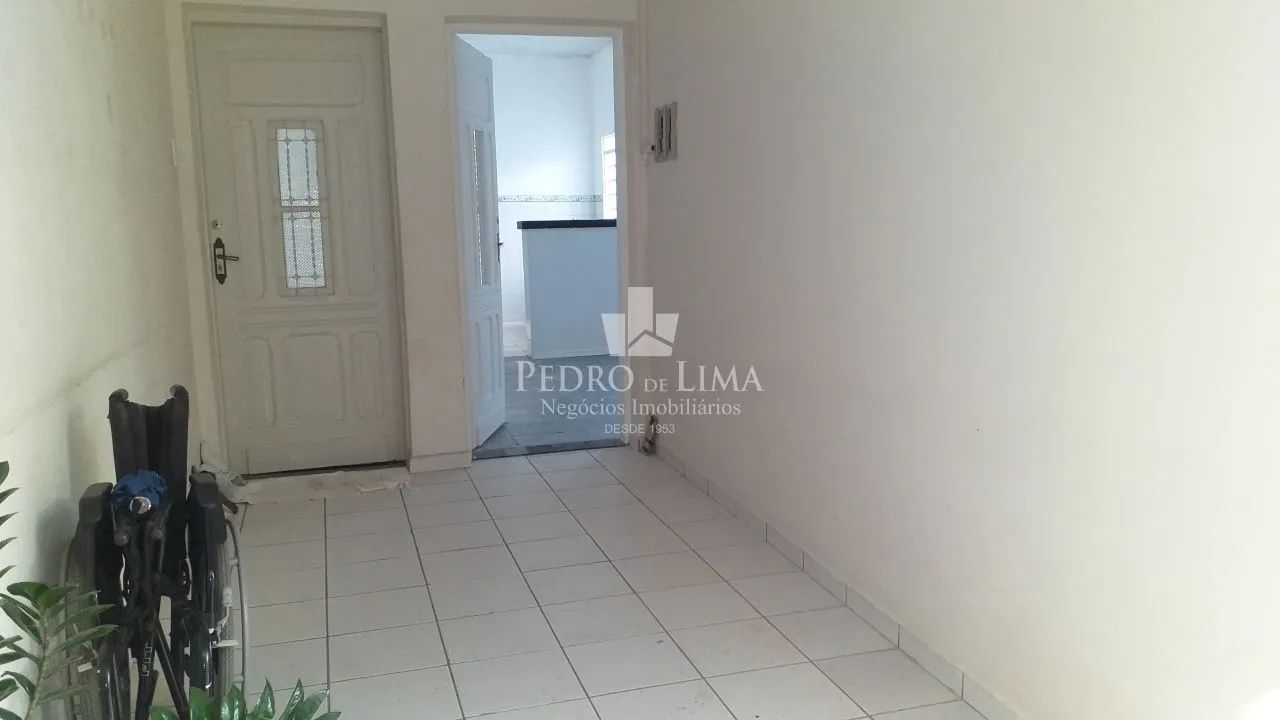 Casa Térrea 1 Dormitório, fundos, no Tatuapé - Foto 5