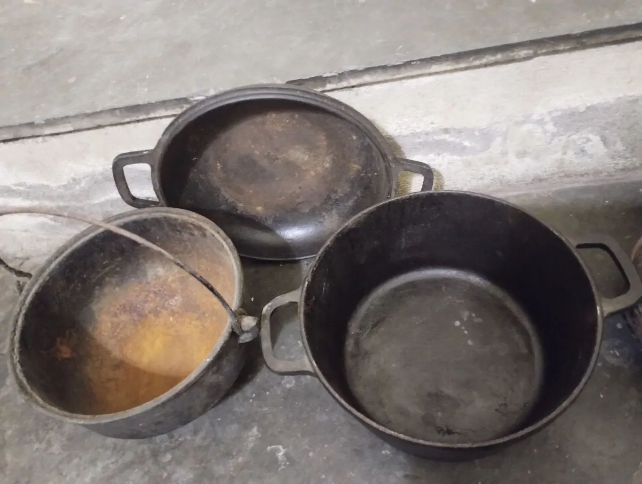 Antigas Panelas de Ferro. - Foto 2