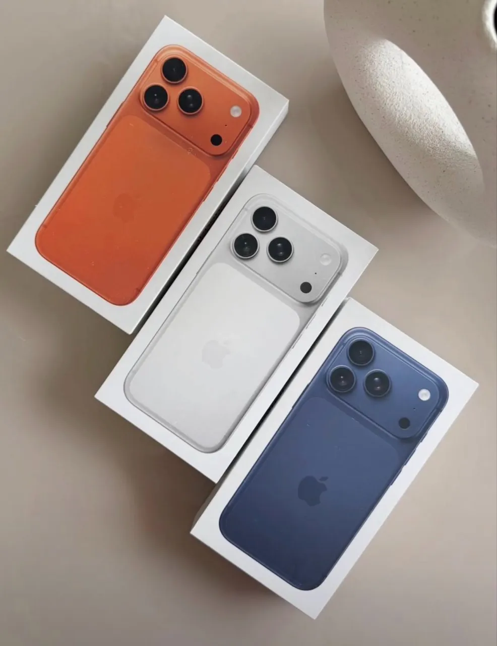 iPhone 12pro 128GB シルバー Apple iPhone 12 Pro (128 GB) - Prateado | Parcelamento sem juros