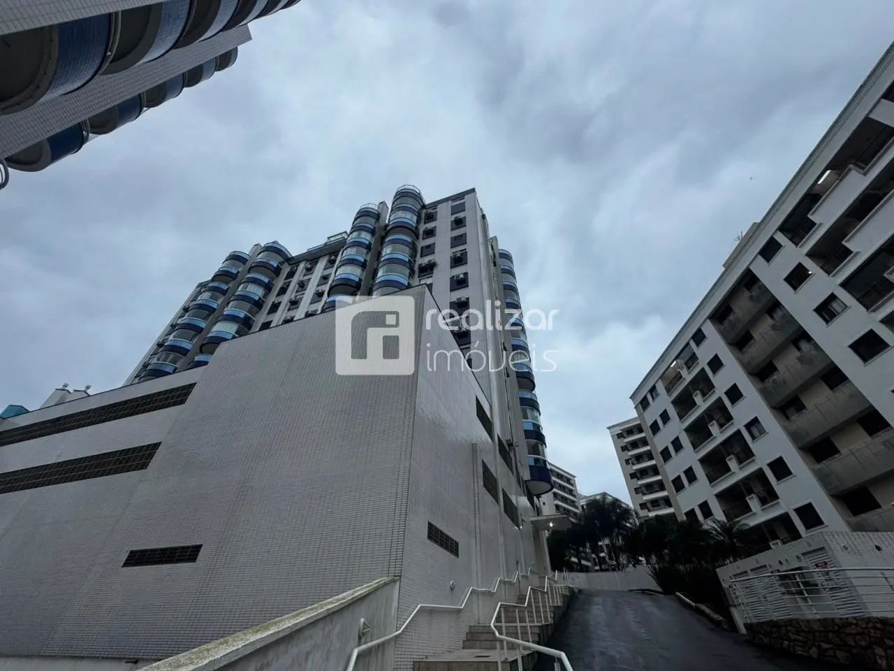 Apartamento de 3 dormitórios no itacorubi - Foto 2