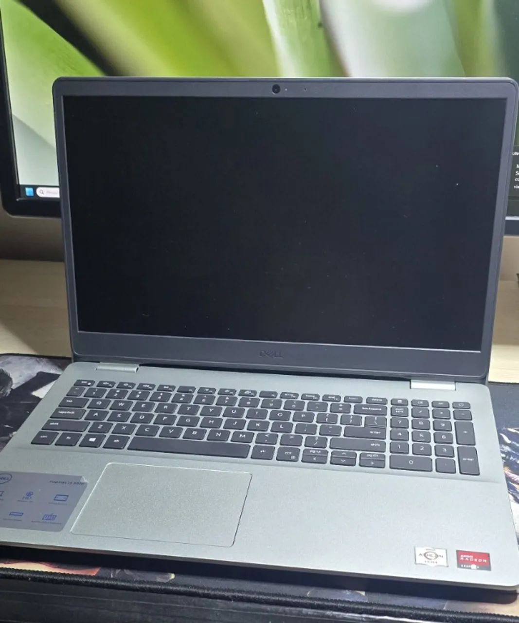 Notebook Dell Inspiron 3505 AMD Athlon Silver 3050U Com Radeon Graphics 2GB SSD 240gb 8gb  - Foto 3