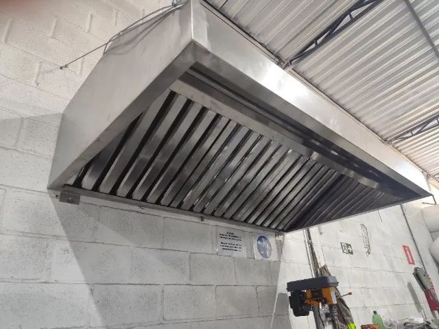 Coifa inox parede 1,25×0,90×0,50 c/ filtro inercial 