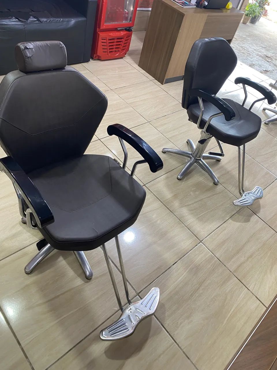 Cadeiras para barbeiros  - Foto 2