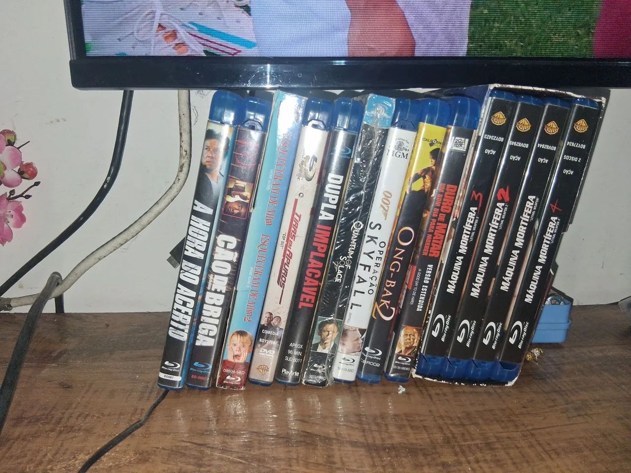 Aparelho bluray sony modelo s1200 com 13 blurays - Foto 5
