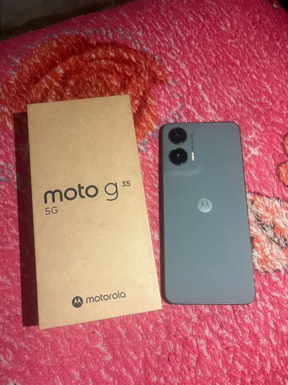 Vendo moto g35 Com a penas 2 meses de uso 