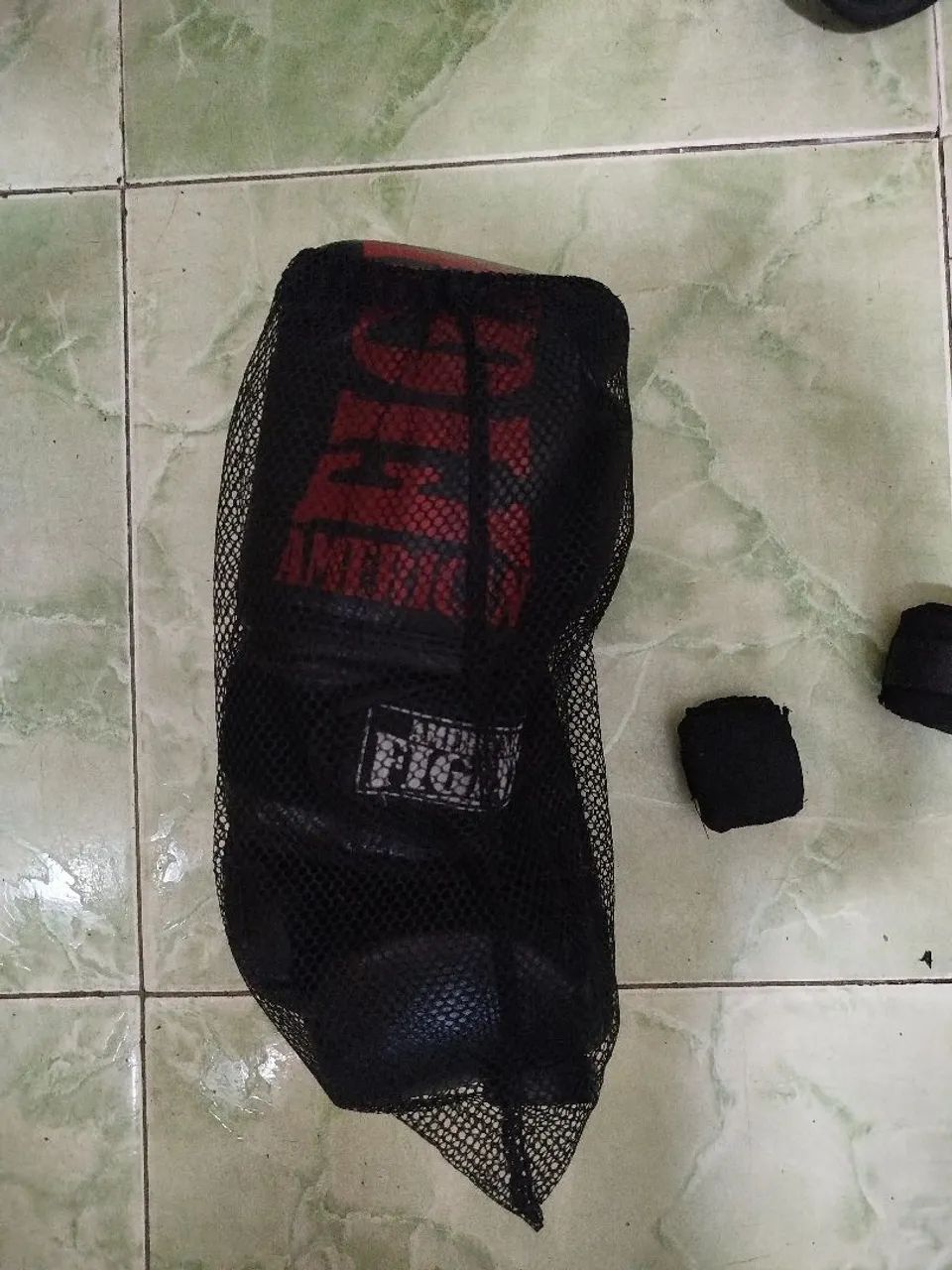Kit Luvas e capacete muay thai  - Foto 2