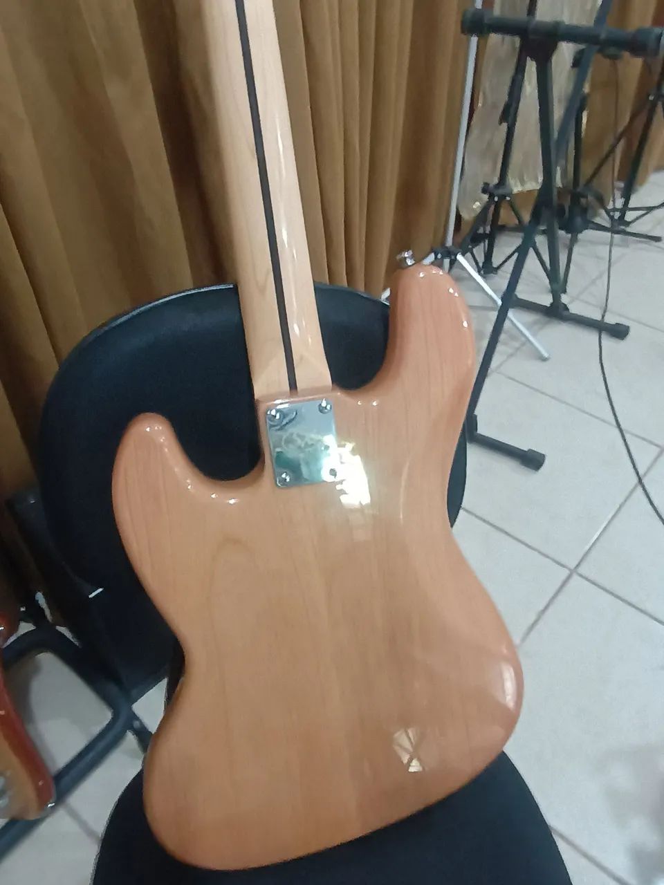 Baixo  - Foto 3