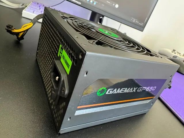 Fonte GameMax GP650 650W 80 Plus Bronze