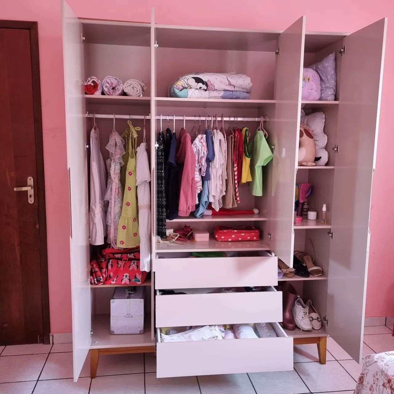 Guarda Roupa - Foto 2