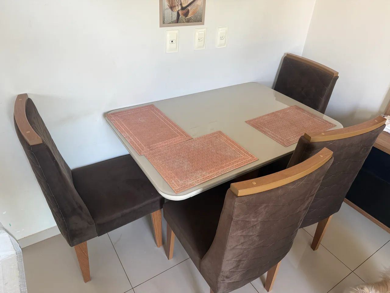 Vendo Mesa de jantar retangular 4 lugares - Foto 2