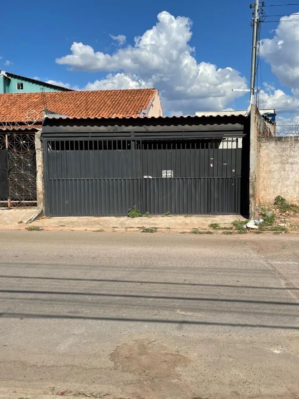Execelente casa no Riacho Fundo 1
