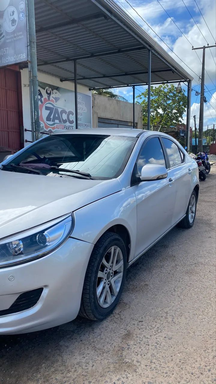 JAC J5 Sedan 1.5 16V 4P Mec. 2016 - Foto 4