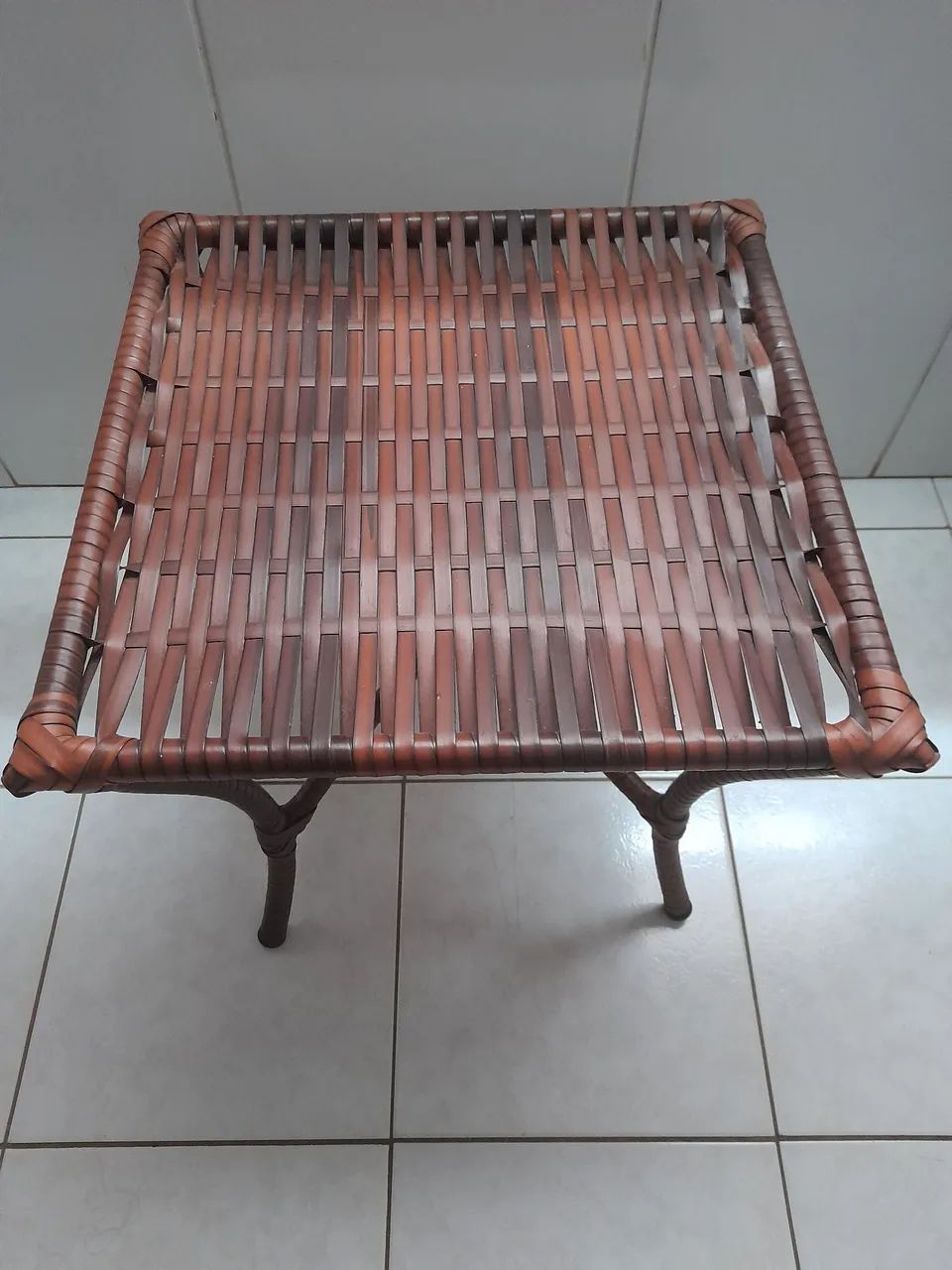 Mesa centro semi nova 