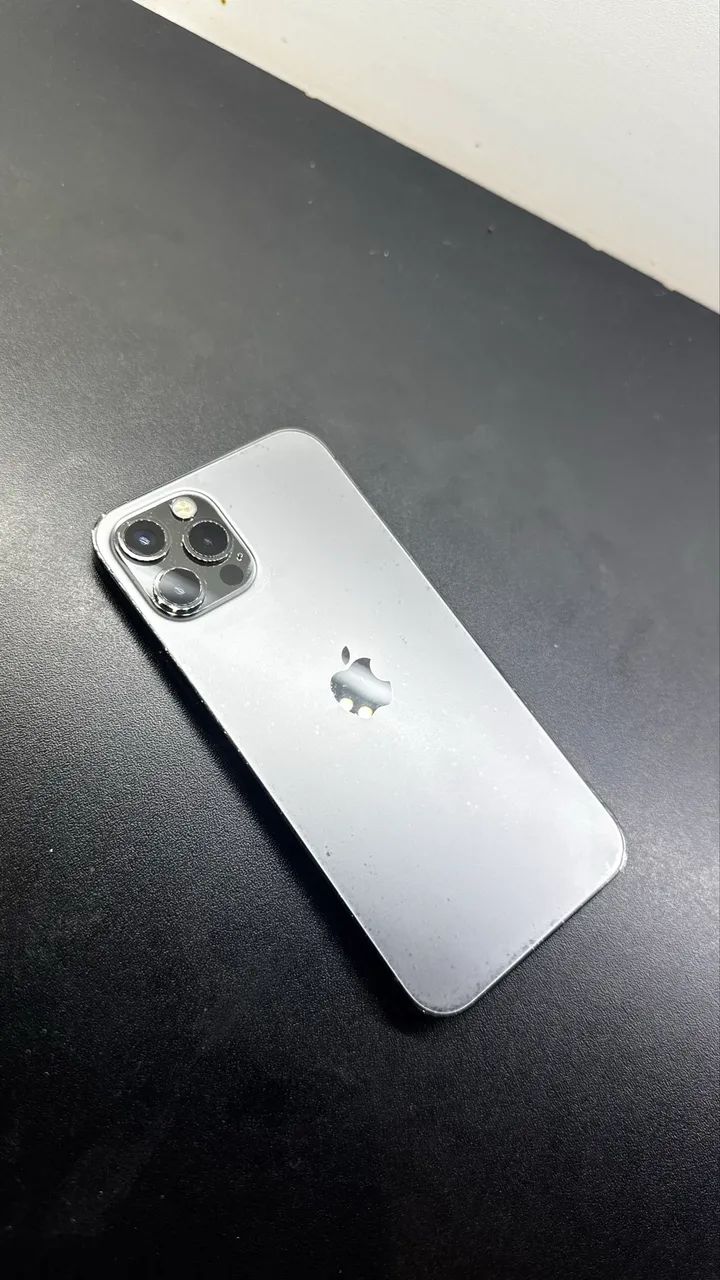 Apple iPhone 12 Pro 128GB Silver 本体 IPHONE 12 PRO 128GB NOVO! - Celulares e Smartphones - Zona