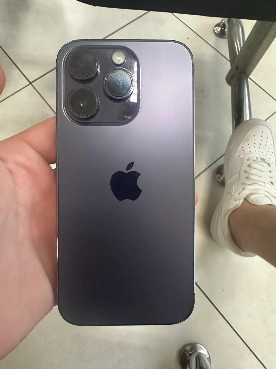 2 IPhone 14 PRO  - Foto 2