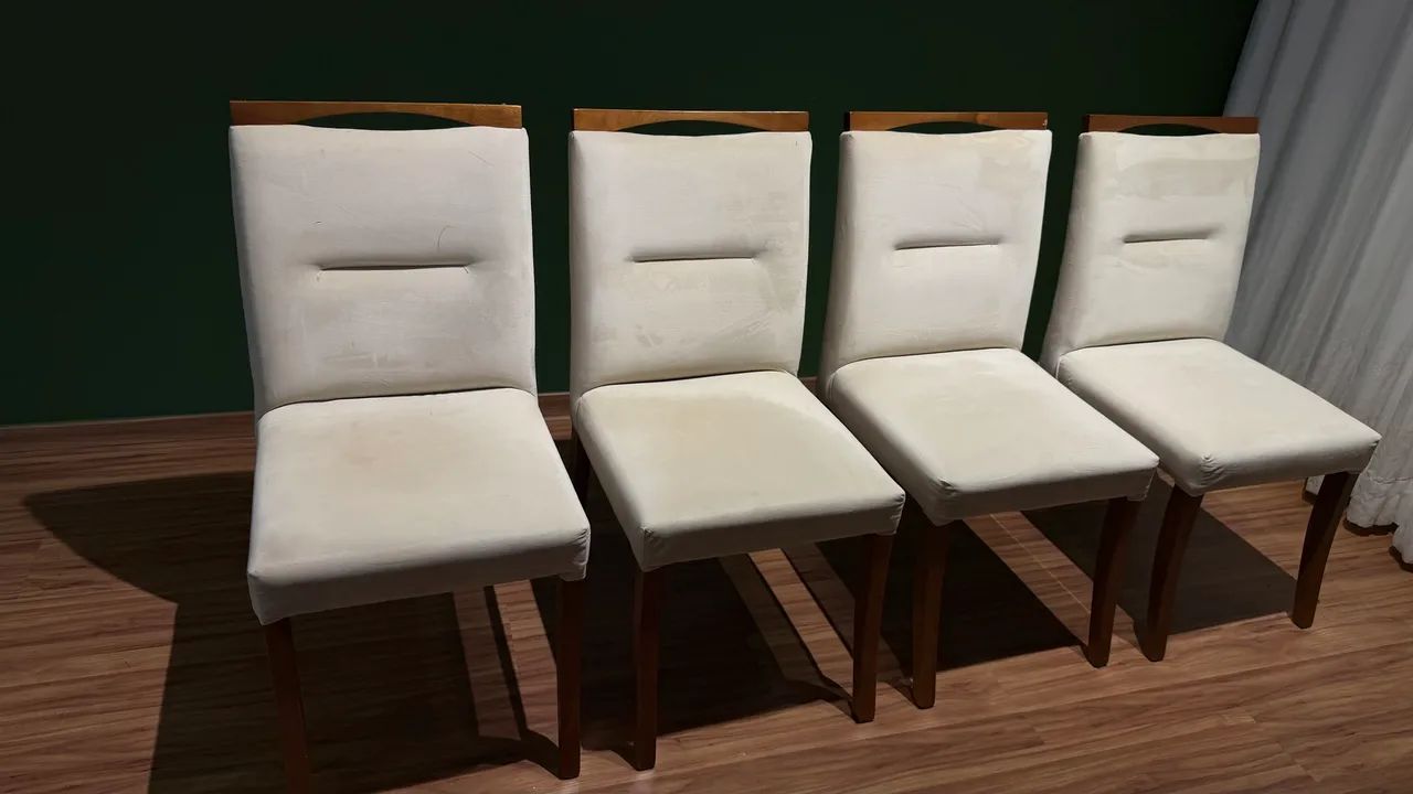 Jogo de 4 Cadeiras de Jantar Estofadas - Ótimo Preço
