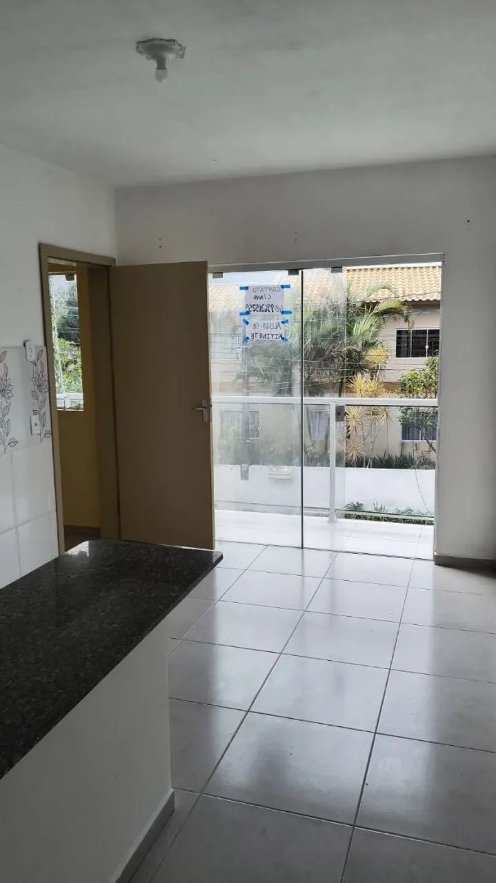 Alugo kitnet para mulheres no máximo 2 - * com Ana  - Foto 2