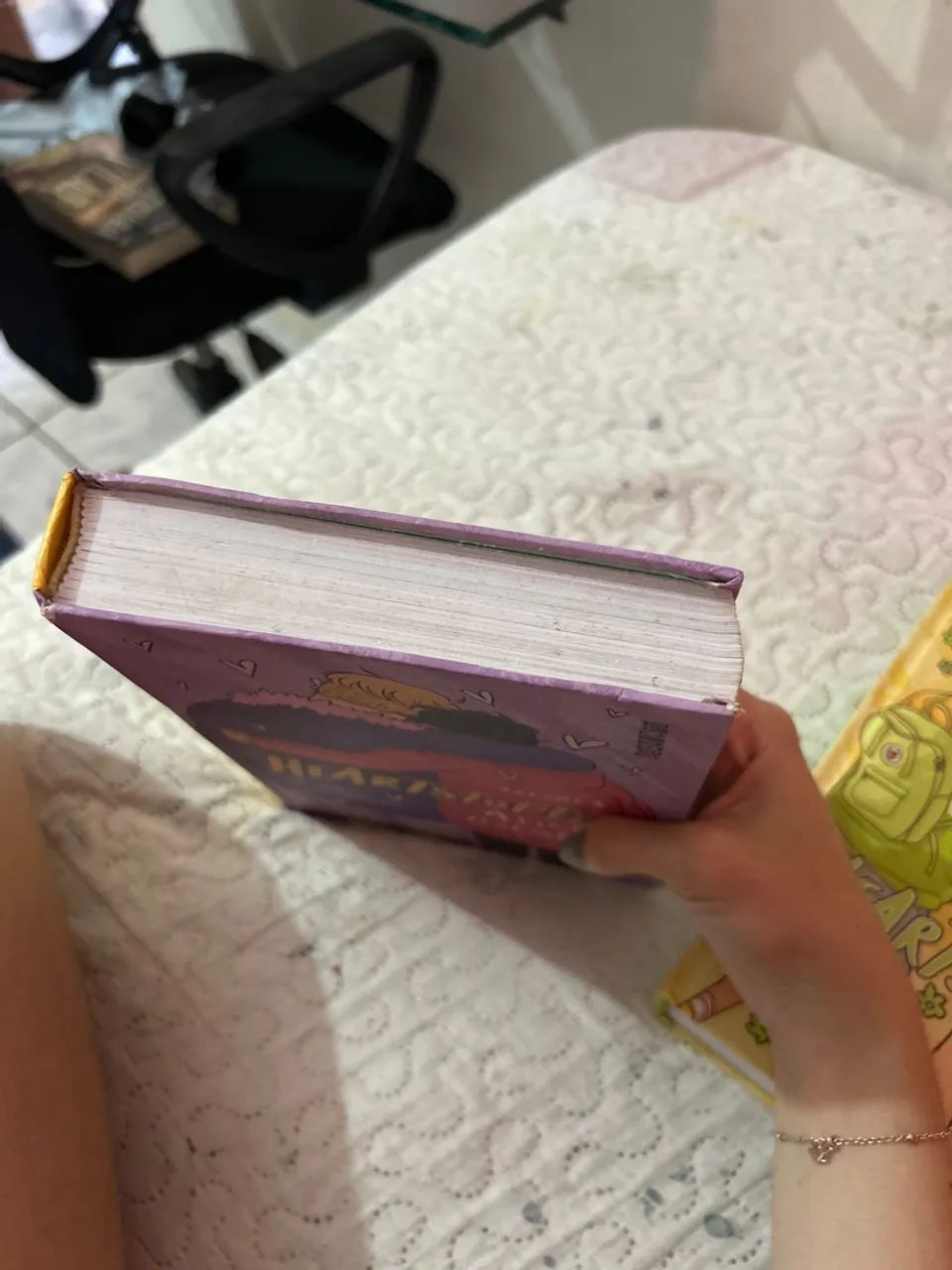 Livro Heartstopper Volume 4 - Foto 2