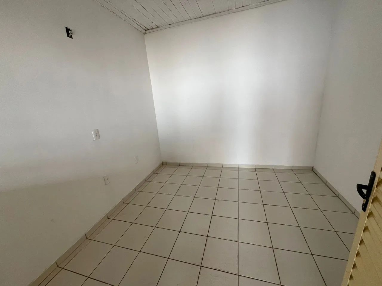 CASA COMERCIAL NA AVENIDA VILA CANÃA - Foto 3