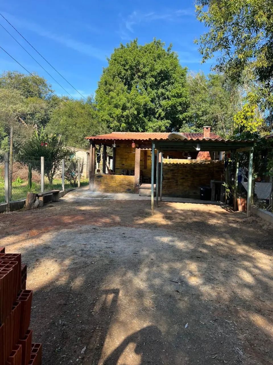 Rancho Vende se na beira Rio sarapui - Foto 3