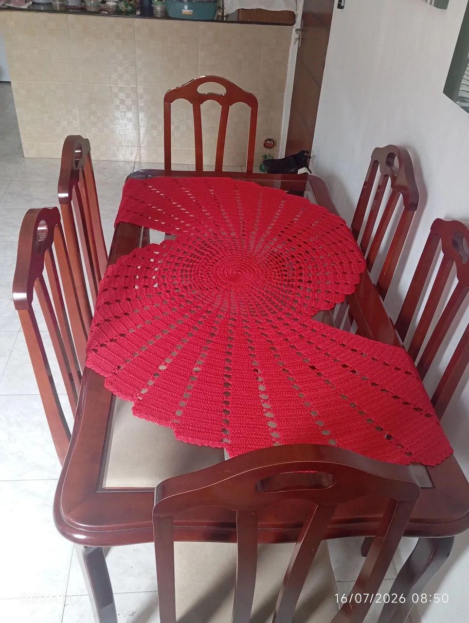 Vendo mesa de madeira colonial. - Foto 2