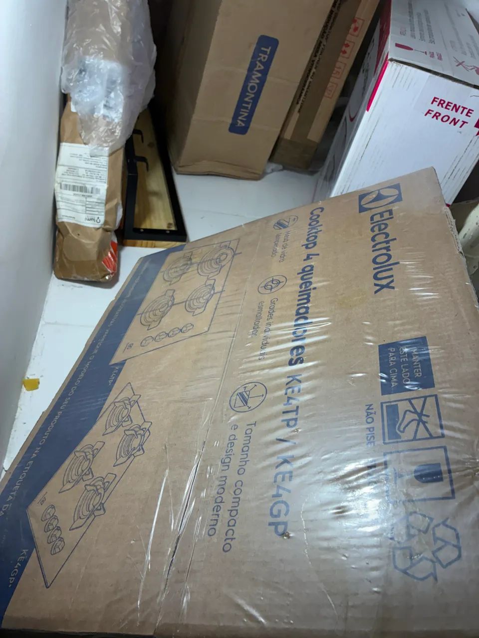 Cooktop 4 bocas Electrolux na caixa 60cm - Foto 3