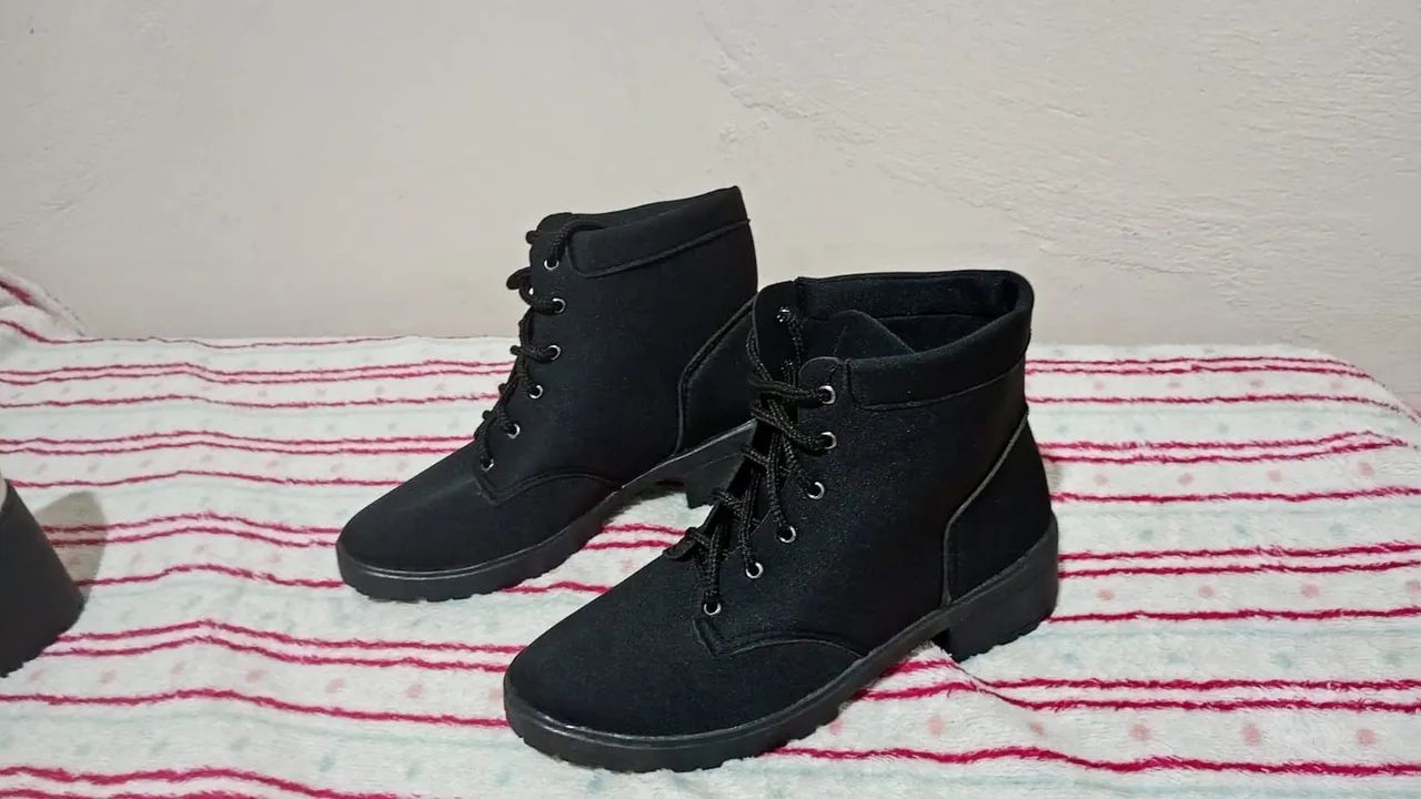 Bota feminina N 36 ou 37 nova  - Foto 2
