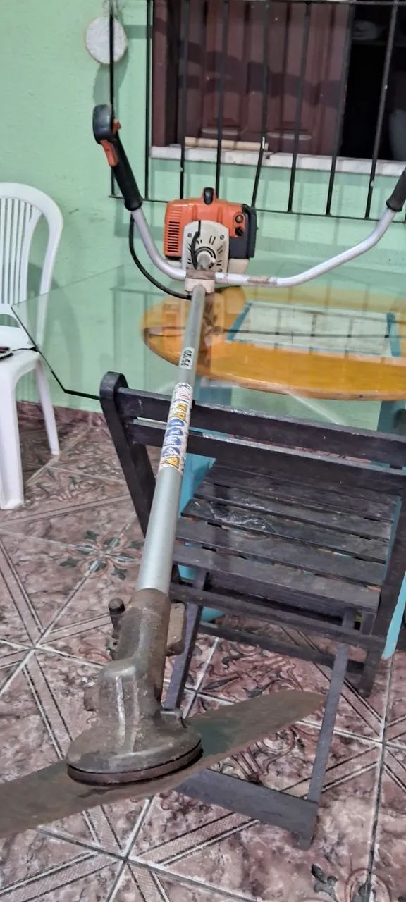 Roçadeira  bem conservada - Foto 4