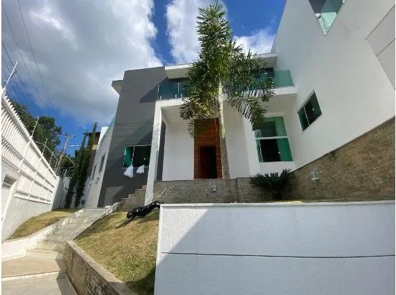 Casa Moderna e Mobiliada com 4 Quartos em Condomínio Fechado - Foto 2