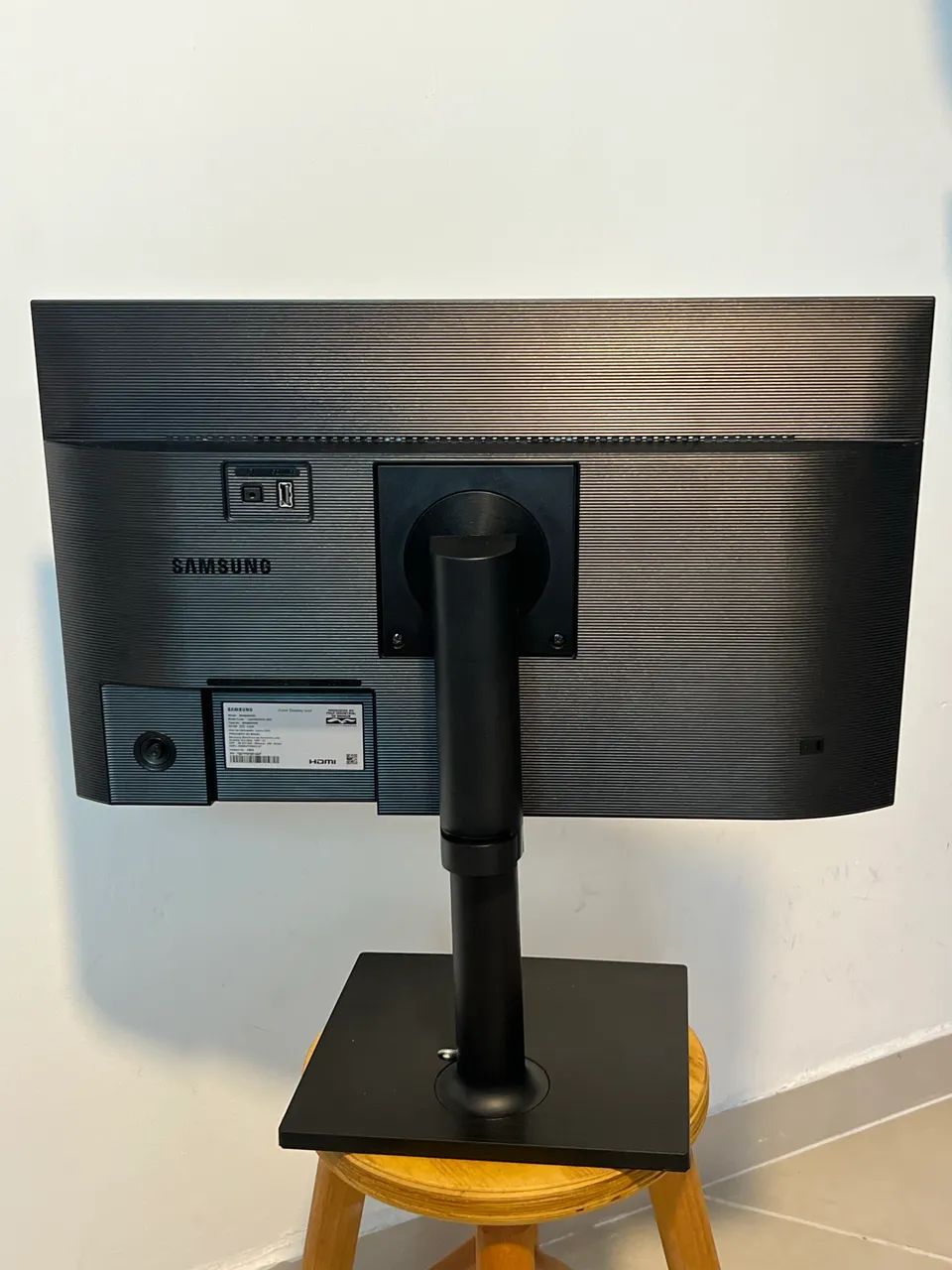 Monitor Samsung Odyssey 24P seminovo - Foto 2