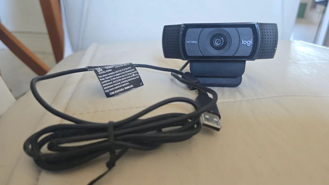 Webcam Logitech 1080HD SEMI NOVA - FUNCIONANDO PERFEITAMENTE