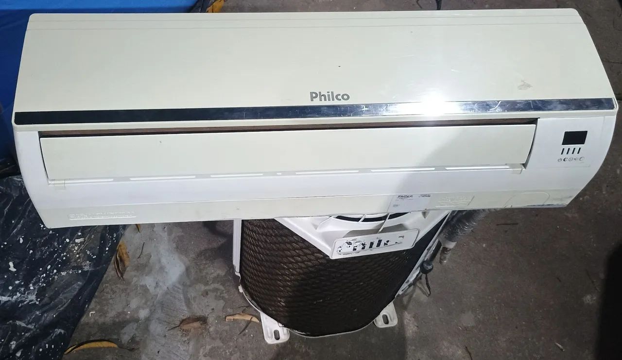 Split Philco 9000 btus, instalado 