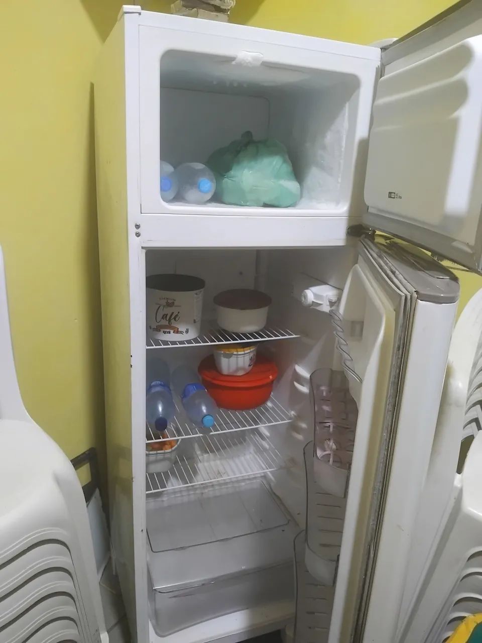 Vendo geladeira - Foto 2