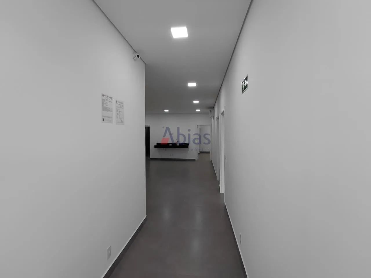 Prédio Inteiro em Jardim Macarengo - São Carlos - Foto 2