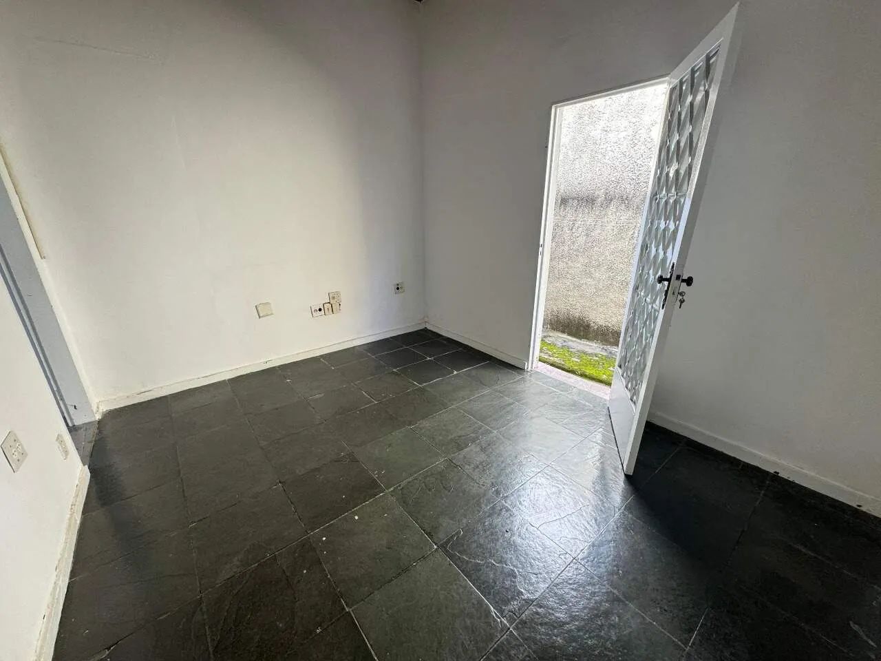 CASA PRÓXIMO ACADEMIA DA PM - Foto 4