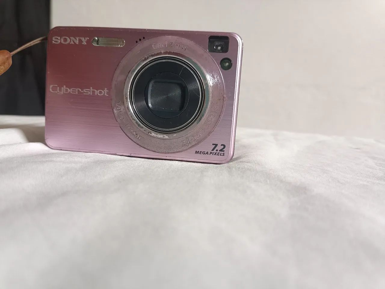 Câmera Sony cyber shot 7.2 megapixels 